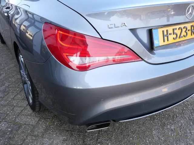 Mercedes-Benz CLA 200 Leder Xenon Pdc Led 2013 Benzine 21