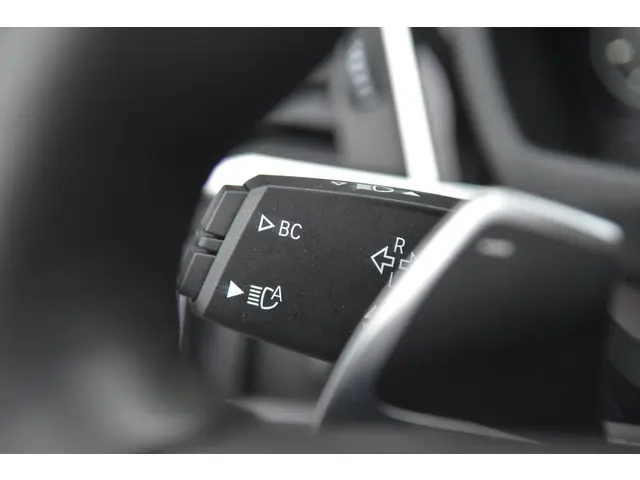 BMW 3 Serie 340i High Executive 2018 Benzine 34