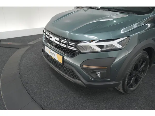 Dacia Jogger TCe 110 Extreme 2025 Benzine 14
