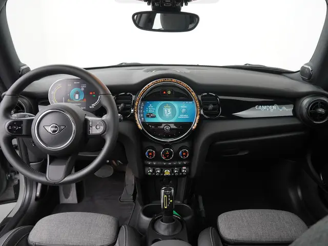 MINI Electric Camden Edition 33 kWh 2022 Elektrisch 12