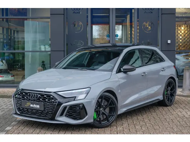 Audi RS3 Sportback 2.5 TFSI 400PK Quattro 2023 Benzine 53