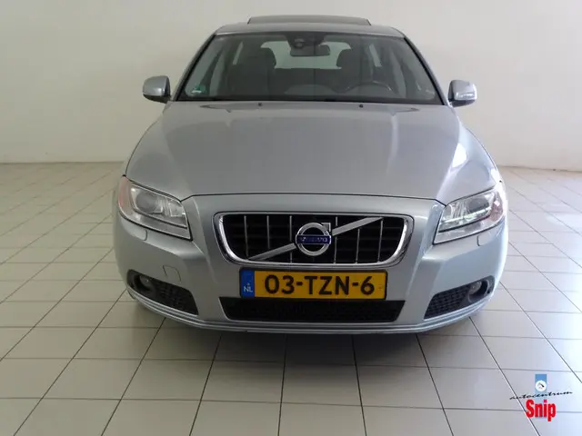 Volvo V70 1.6 T4 Limited Edition 2012 Benzine 11