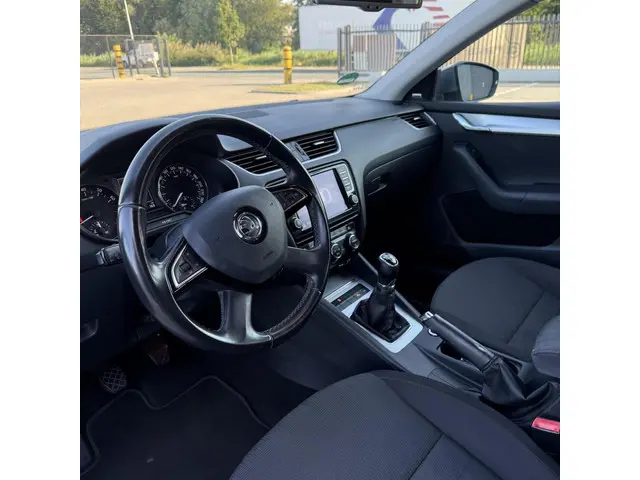 Škoda Octavia 1.2 TSI Greentech Elegance 2013 Benzine 5