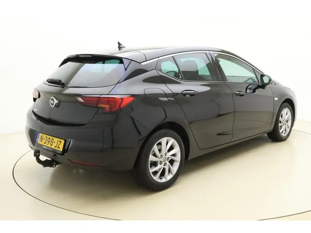 Opel Astra 2