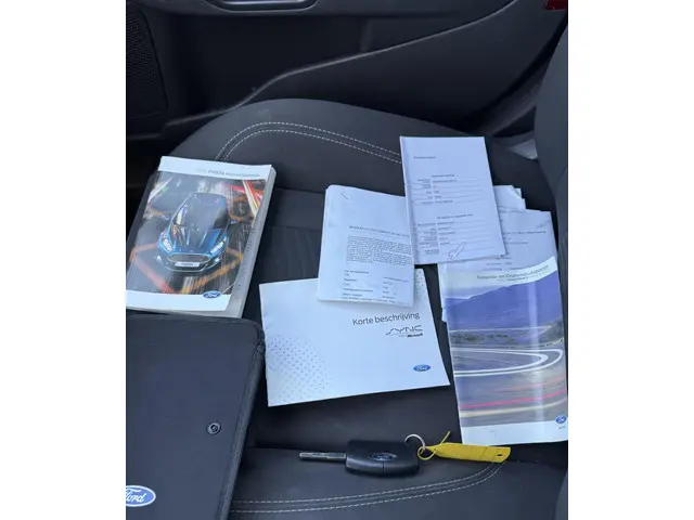 Ford Fiesta 1.0 EcoBoost Titanium 2014 Benzine 6