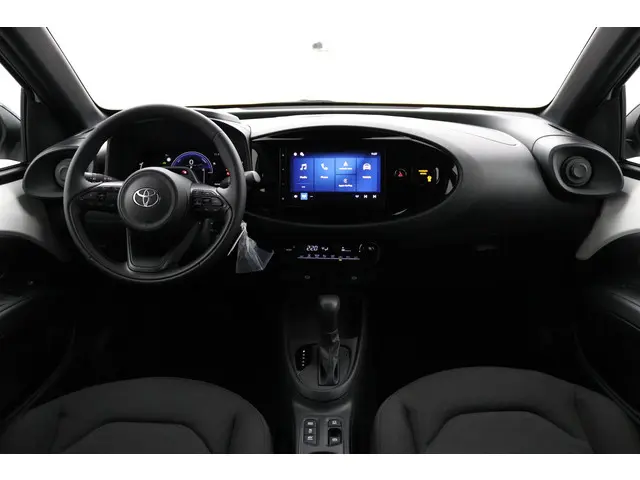 Toyota Aygo X Hybrid 115 play 2025 Hybride Benzine 4