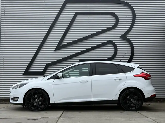 Ford Focus 1.0 Titanium Edition 2015 Benzine 4