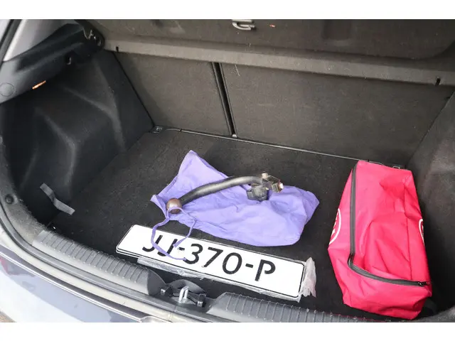Kia cee'd 1.0 T-GDi DynamicLine 2016 Benzine 29