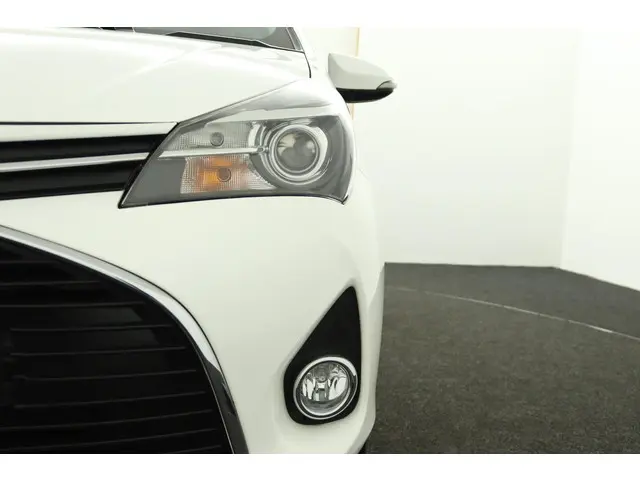 Toyota Yaris 1.0 VVT-i Comfort 2015 Benzine 34