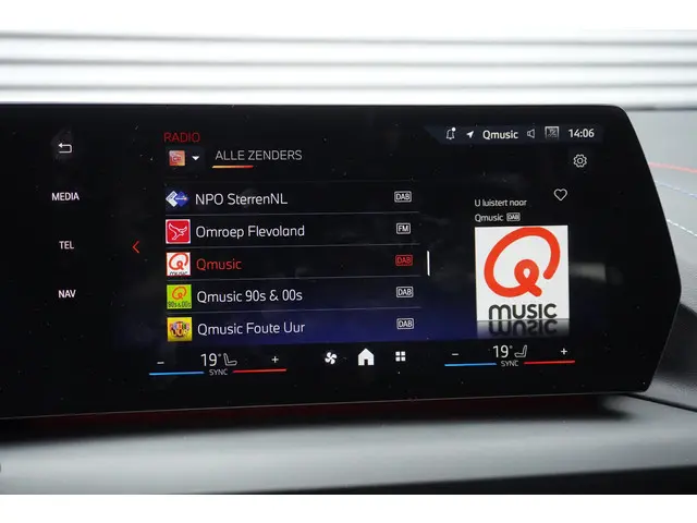 BMW 1 Serie 120 2025 Benzine 28