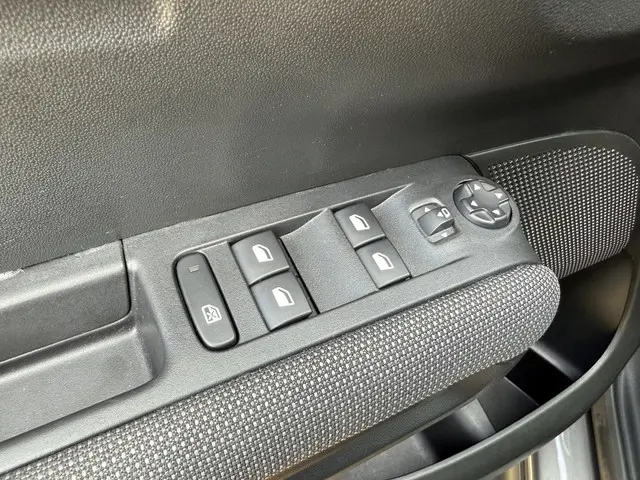 Citroën C3 Aircross 1.2 PureTech Max 2024 Benzine 15