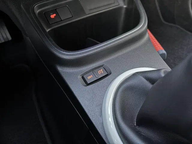 Renault Twingo 1.0 SCe Collection 2020 Benzine 24