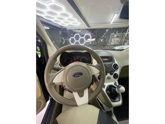 Ford Ka 1.2 Titanium X start/stop 2012 Benzine 8