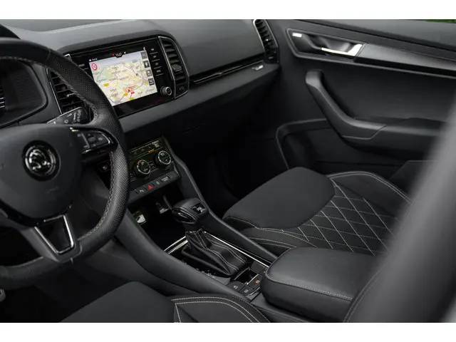 Škoda Karoq 1.5 TSI ACT Sportline 2019 Benzine 24