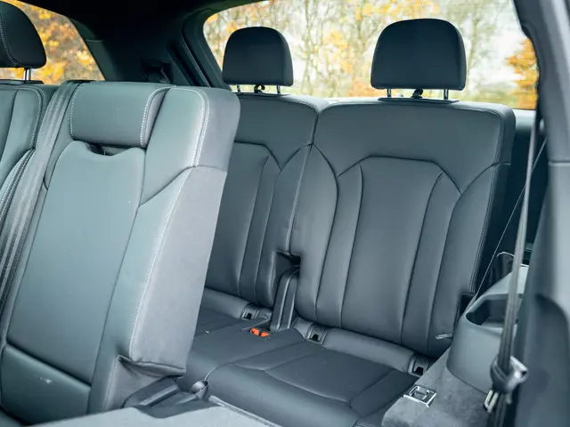 Audi Q7 55 TFSI 2025 Benzine 21