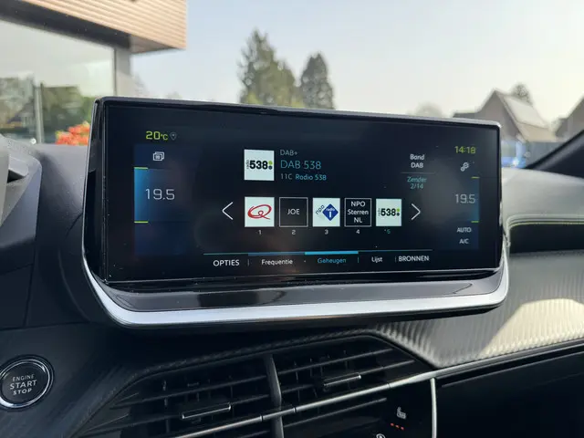 Peugeot e-208 GT Pack EV 50kWh 136 2022 Elektrisch 26