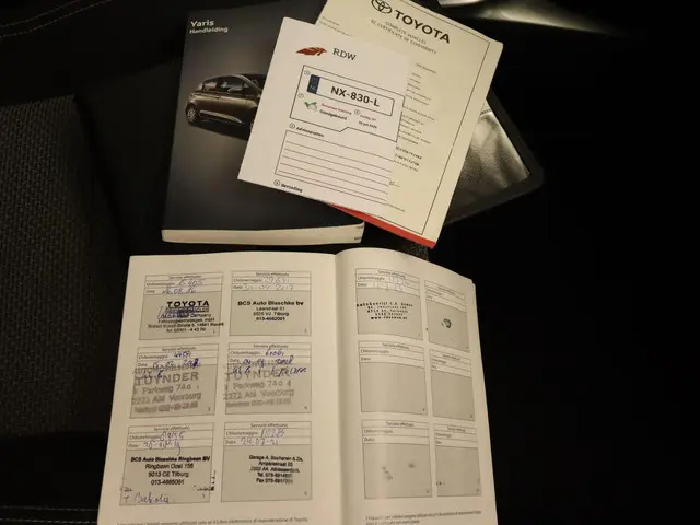 Toyota Yaris 1.5 Hybrid Aspiration 2015 Hybride Benzine 17