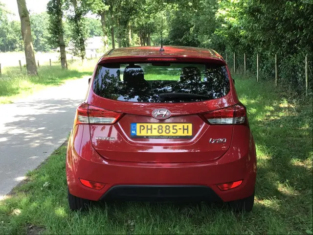 Hyundai ix20 1.4i Go! 2014 Benzine 4