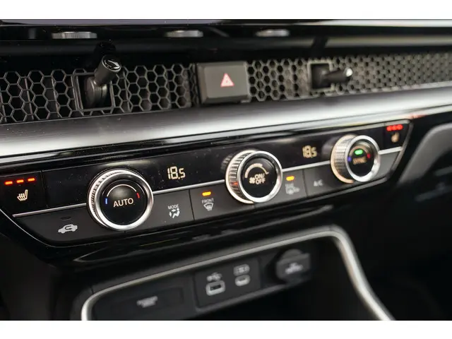 Honda CR-V 2.0i e:HEV LUXURY EDITION 2025 Hybride Benzine 17