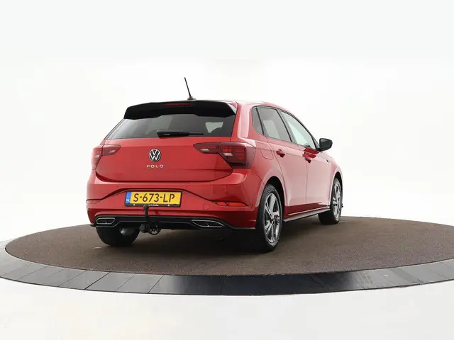 Volkswagen Polo 1.0 TSI 95pk DSG R-Line 2023 Benzine 2