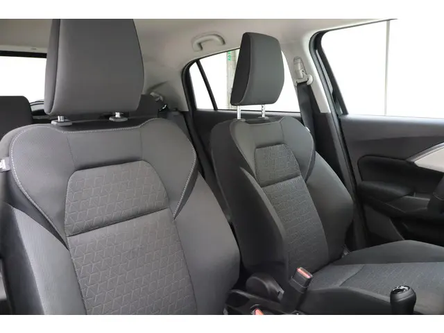 Suzuki Swift 1.2 Style Smart Hybrid 2024 Benzine 13