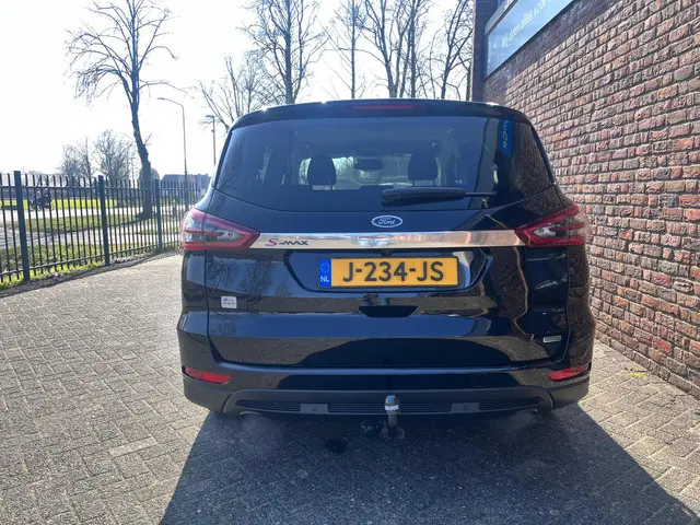 Ford S-Max 1.5 Titanium 7p. Carplay Trekhaak 2019 Benzine 5