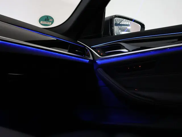 BMW 5 Serie 540i M-SPORT 2022 Benzine 20