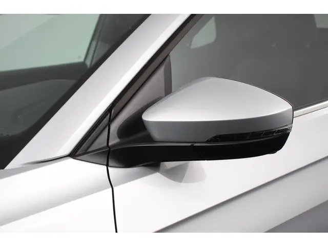 Volkswagen T-Cross 1.0 TSI 110pk DSG Style 2021 Benzine 21