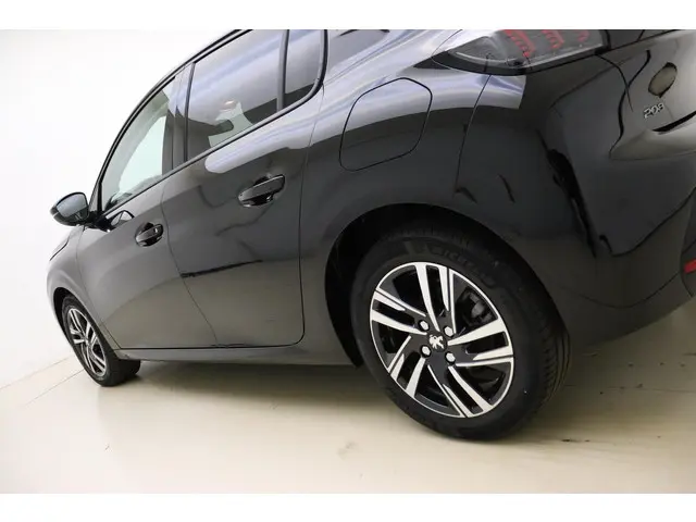 Peugeot 208 1.2 100PK PureTech Allure 2021 Benzine 15
