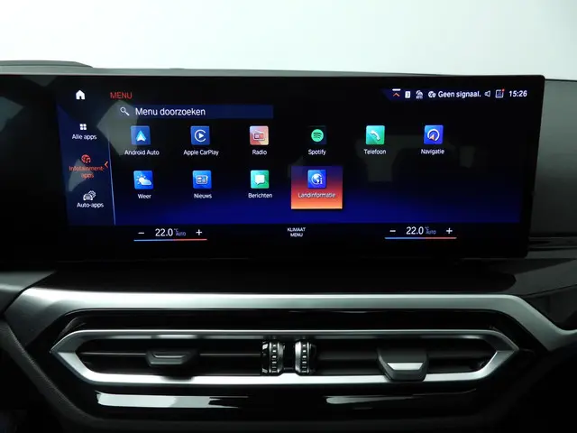 BMW 3 Serie 320i 2023 Benzine 14