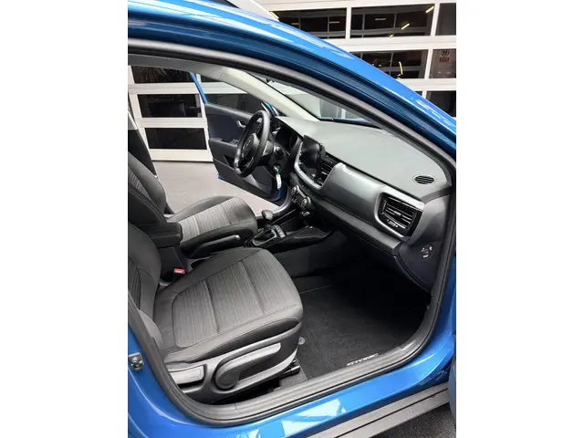 Kia Stonic 1.0 T-GDi MHEV DynamicLine 2023 Benzine 6