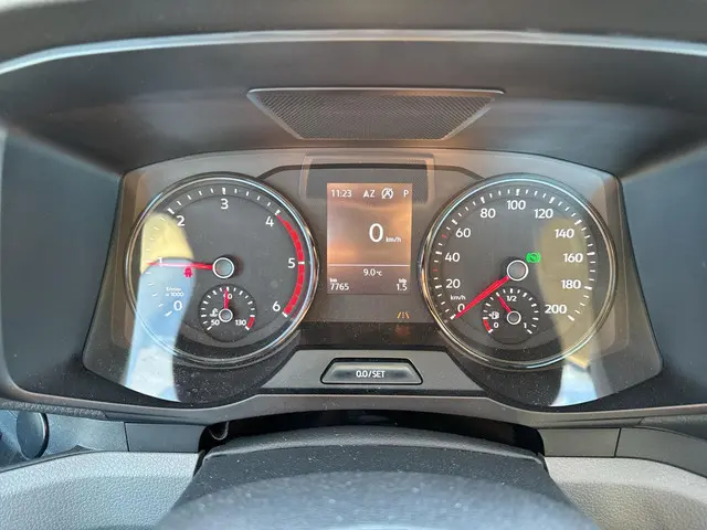 Volkswagen Crafter 35 2.0 TDI L3 2024 Diesel 12