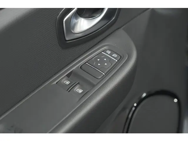 Renault Clio TCe 90 Limited 2018 Benzine 21