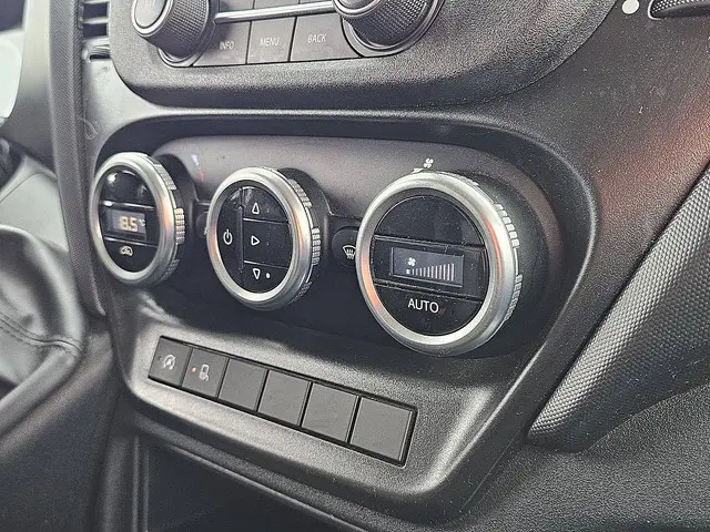 Iveco Daily 35S16 2023 Diesel 10