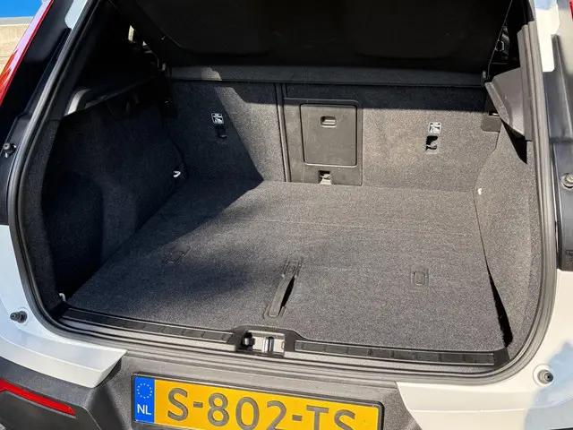 Volvo XC40 Recharge Plus 70 kWh 2022 Elektrisch 24