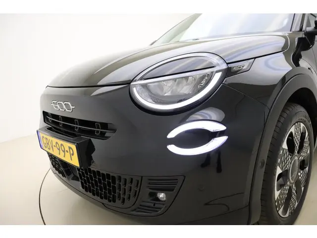 Fiat 600 1.2 Hybrid La Prima 2024 Benzine 19