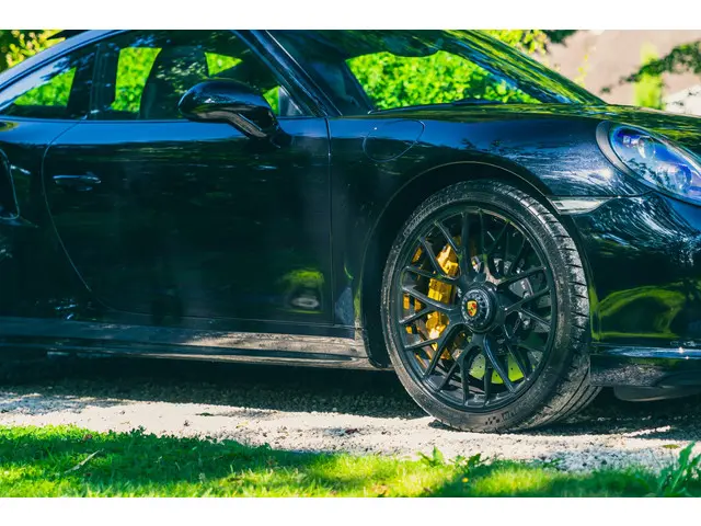 Porsche 911 3.8 Turbo S 2016 Benzine 106
