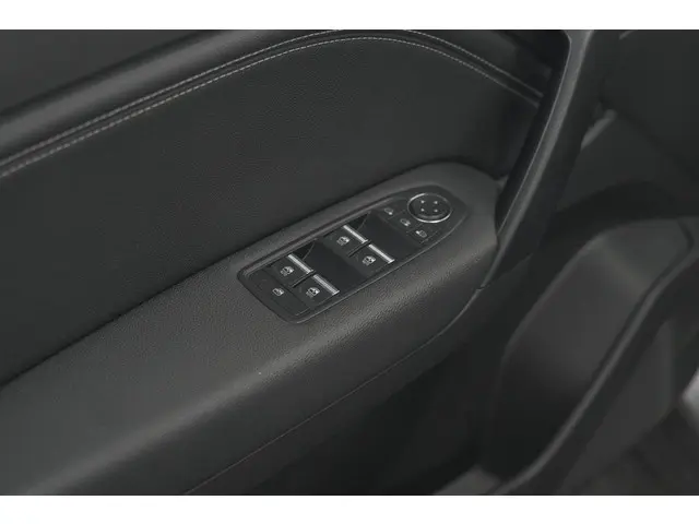 Renault Captur TCe 90 Techno 2024 Benzine 24