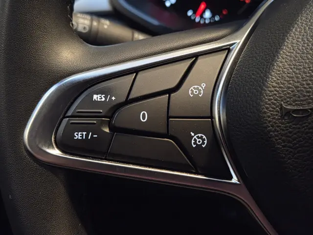 Renault Captur 1.0 TCe 90 Business Zen 2021 Benzine 26