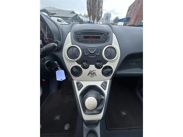 Ford Ka 1.2 Style start/stop Airco 2013 Benzine 9