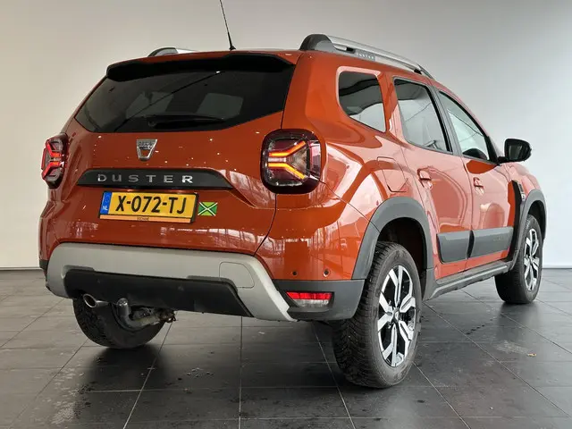 Dacia Duster 1.3 TCe 150 EDC Extreme 2022 Benzine 2