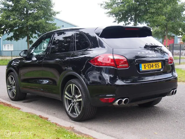 Porsche Cayenne 4.8 S 2012 Benzine 5