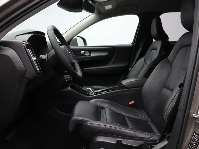 Volvo XC40 T4 Recharge Inscription 2022 Hybride Benzine 7