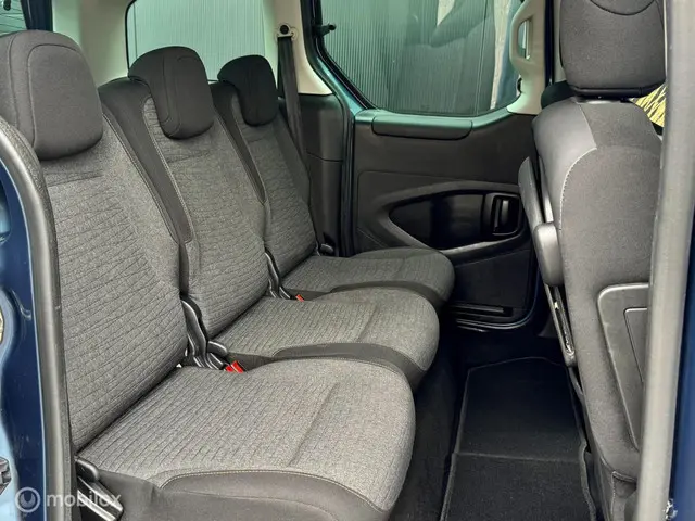Citroën Berlingo combi 1.2 PureTech XTR 2017 Benzine 11