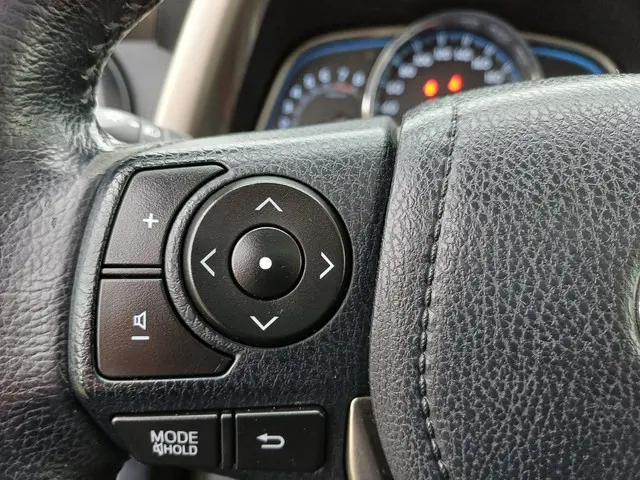 Toyota RAV4 2.0 Executive Business 4WD 2013 Benzine 49