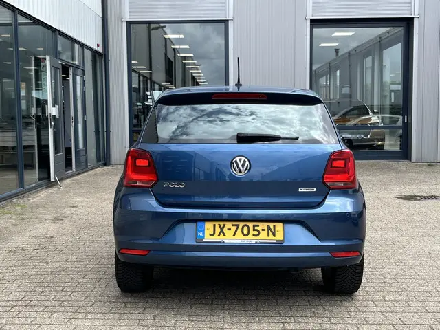 Volkswagen Polo 1.0 Comfortline Edition 2016 Benzine 17