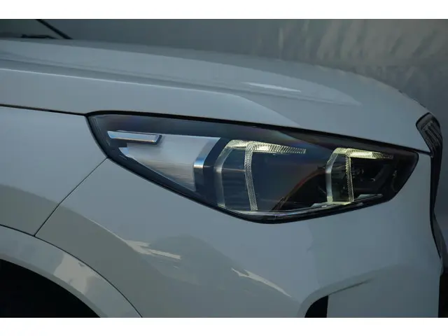 BMW X1 xDrive30e 2024 Hybride Benzine 7