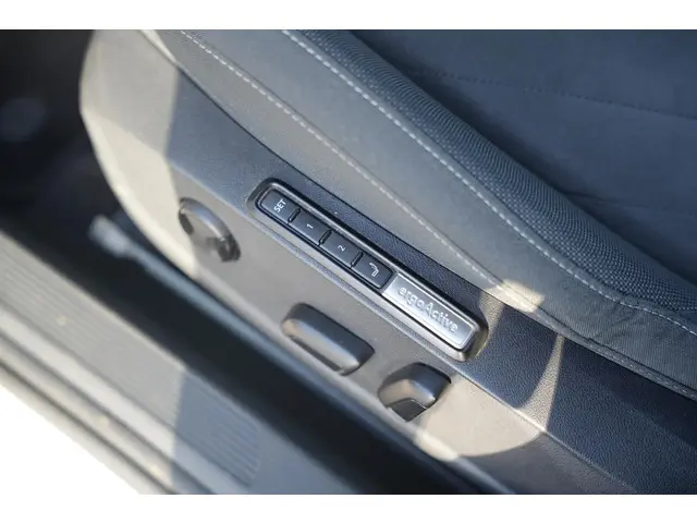 Volkswagen Golf 1.5 TSI Style 2022 Benzine 19