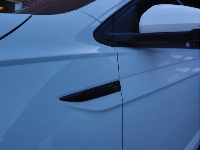 Volkswagen Polo 1.0 TSI R-Line Business 2022 Benzine 19