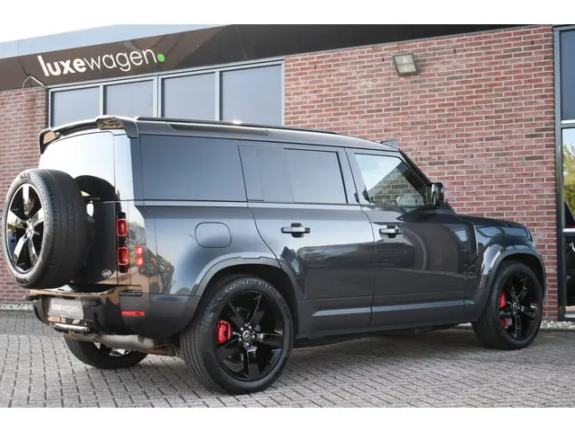 Land Rover Defender 110 D300 SE 2021 Diesel 54
